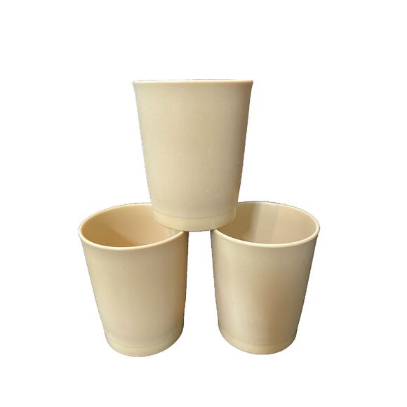 Tupperware Tumblers VTG Yellow Gold 6 oz. Kids Juice Cups Set of 3 #1251 Cabin - Picture 1 of 6